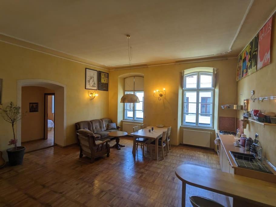Boheme Central Apartment Temešvár Exteriér fotografie
